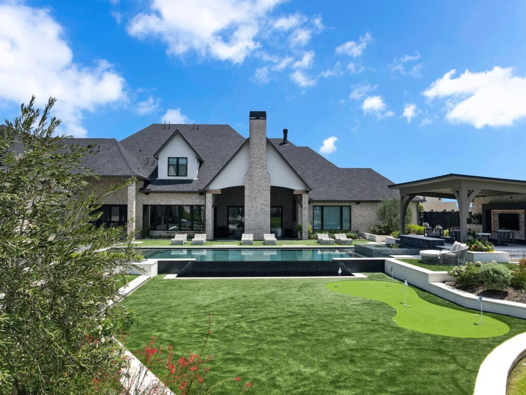 49-web-or-mls-Photo Aug 05 2025, 2 15 59 PM