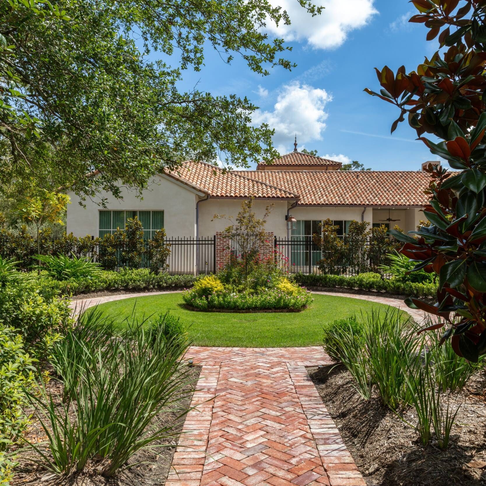 Beaumont, TX Landscape Maintenance Services